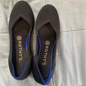 Rothy’s rounded toe black flats size 7